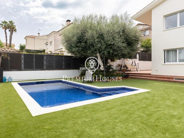 Casa en venta en Alella. Casa en venta en Alella en la Serreta. Casas.