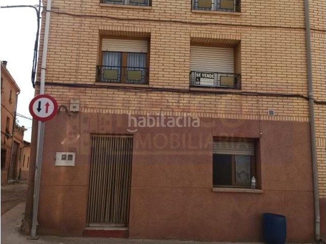 Casa en venta en Alesanco. Casa 4 habitaciones, Triplex Venta Alesanco. Casas.