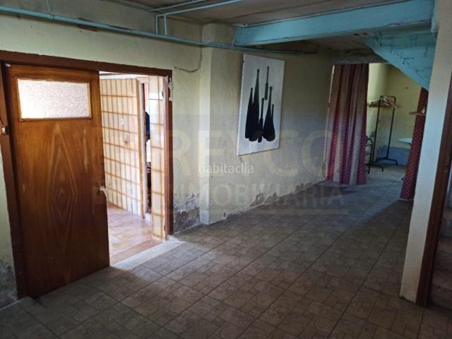 Casa en venta en Alesanco. Casa 5 habitaciones, Triplex Venta Alesanco. Casas.