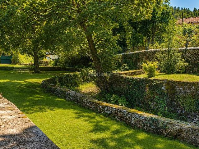 Casa en venta en Alfoz de Lloredo. CASA INDEPENDIENTE CON FANTASTICO JARDÍN EN NOVALES. Casas Alfoz de.