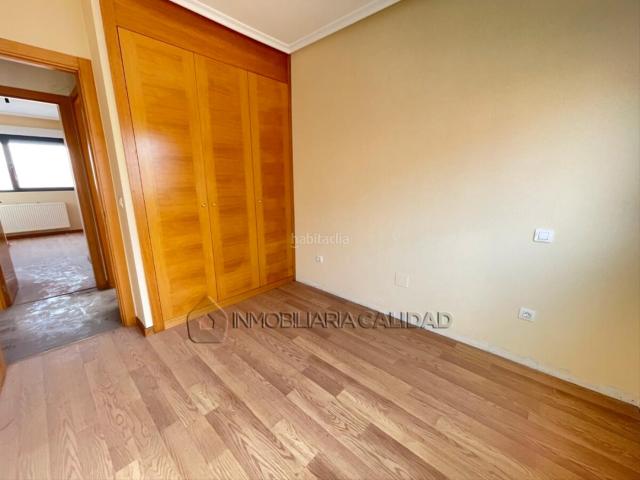 Casa en venta en Alfoz de Quintanadueñas. Casas Alfoz de.