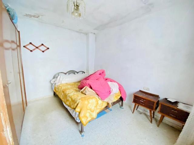 Casa en venta en Alhama de Granada. CASA EN ZONA TRANQUILA CON TERRAZA Y GARAJE. Casas Alhama de.