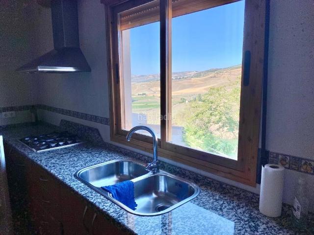 Casa en venta en Alhama de Granada. Excelente conjunto de dos viviendas y garajes. Casas Alhama de.