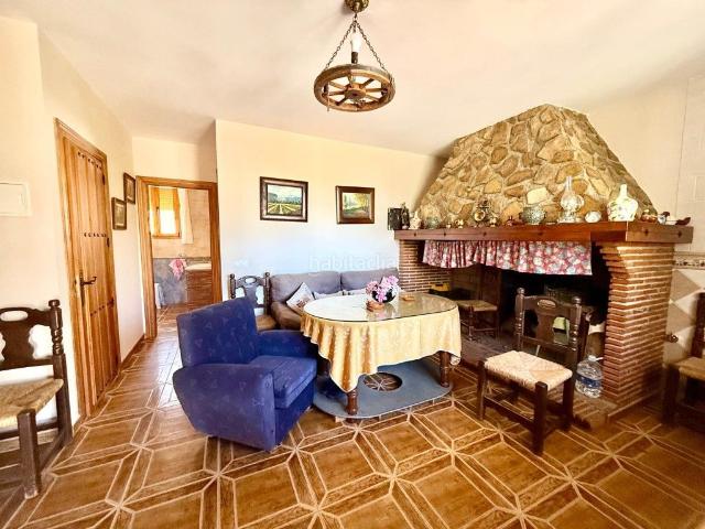 Casa en venta en Alhama de Granada. Finca rústica con dos viviendas y nave agrícola en plena naturaleza Sierra de Loja Alhama de Granada. Casas Alhama de.