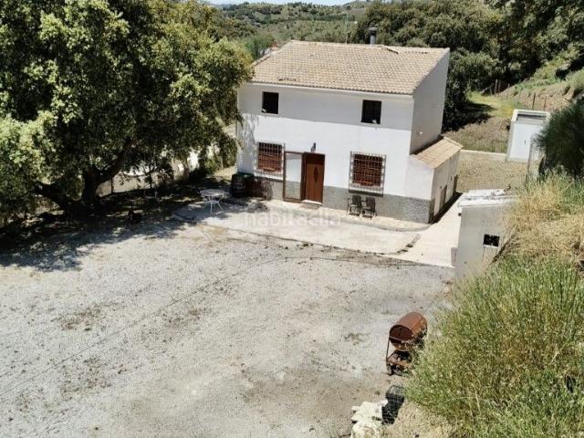 Casa en venta en Alhama de Granada. Gran casa con parcela y piscina en Alhama de Granada. Casas Alhama de.