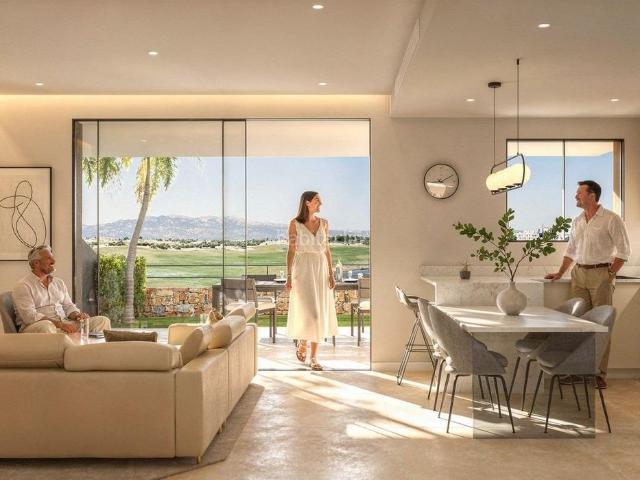 Casa en venta en Alhama de Murcia, Condado de Alhama. Bungalow de planta alta con 3 dormitorios y solarium privado en Condado de Alhama Golf Resort, Murcia. Casas Alhama de.