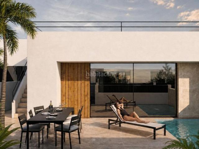 Casa en venta en Alhama de Murcia, Condado de Alhama. Villas de nueva construccioacuten en Condado de Alhama Golf Resort, MurciaViviendas modernas junto al golf y la naturalezaBienveni. Casas Alhama.