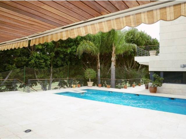 Casa en Venta en Alicante Alacant