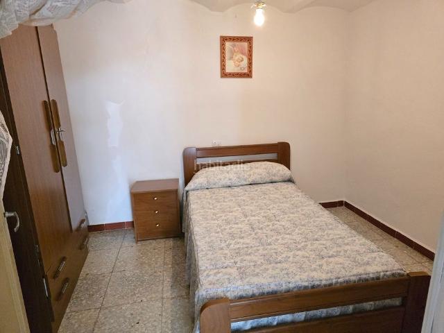 Casa en venta en Aliseda. VENTA DE CASA CON PATIO EN ALISEDA CÁCERES. Casas.