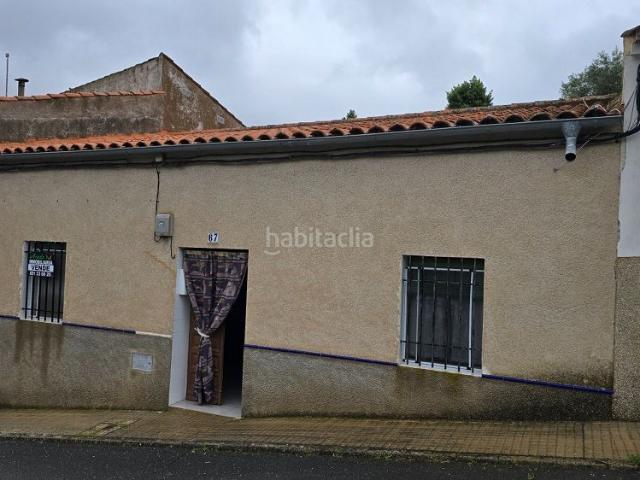 Casa en venta en Aliseda. VIVIENDA PLANTA BAJA CON PATIO. C VIRGEN Nº 67. ALISEDA CACERES. Casas.