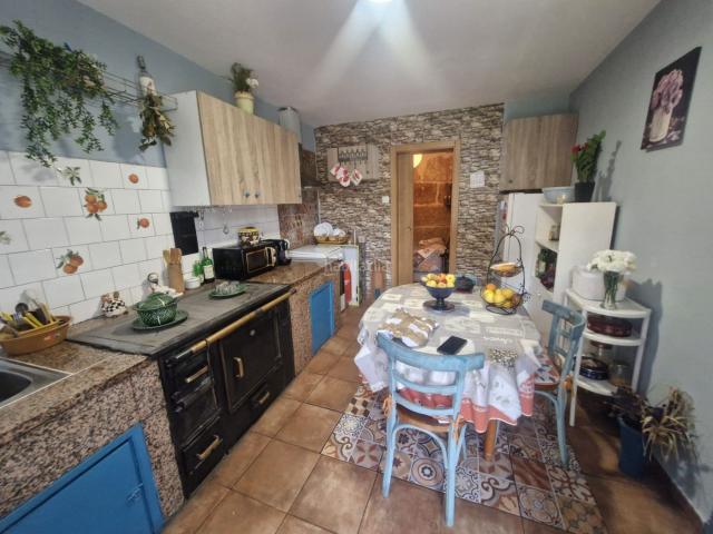Casa en venta en Allariz. Casa en Allariz A forma. Casas.