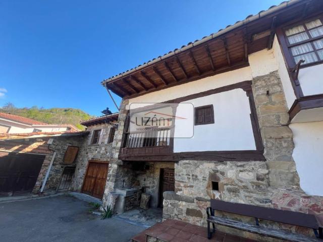 Casa en Venta en Aller