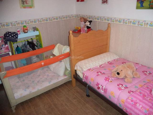 Casa en venta en Almodóvar del Campo. Casa con 4 dormitorios y 2 baños. Terraza, patio. Casas Almodóvar del.