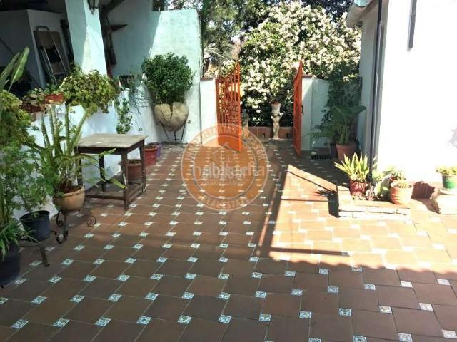 Casa en venta en Almodóvar del Río. MAGNÍFICA CASA PARA ENTRAR A VIVIR CON GRAN TERRENO Y EXTRAS ÚNICOS EN ALMODÓVAR DEL RÍO. Casas Almodóvar del.