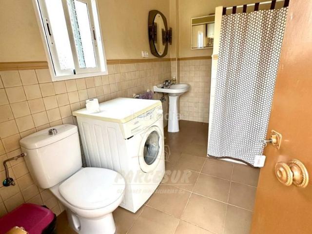 Casa en venta en Almodóvar del Río. Almodóvar. Parcela de terreno de unos 1400 m con casita y piscina. Casas Almodóvar del.