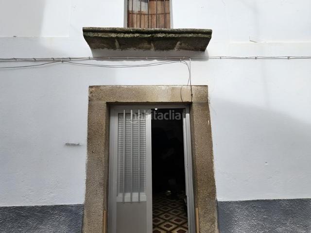 Casa en venta en Almoharín. Amplia Casa en Almoharín, Extremadura Tu nuevo hogar te espera!. Casas.
