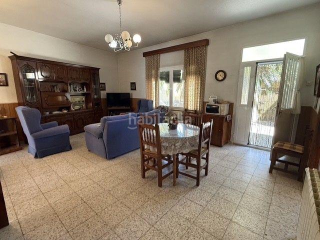 Casa en venta en Almonacid de Toledo. CASA DE PUEBLO CON GRAN PATIO Y MÚLTIPLES POSIBILIDADES EN ALMONACID DE TOLEDO. Casas Almonacid de.
