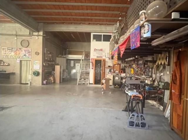 Casa en venta en Almacelles. Casa en venta con condiciones flexibles en Almacellas ideal para plan a futuro. Casas.