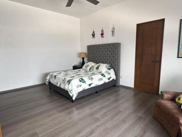 CASA EN VENTA EN ALMENAS II, VALLE PONIENTE, SANTA CATARINA