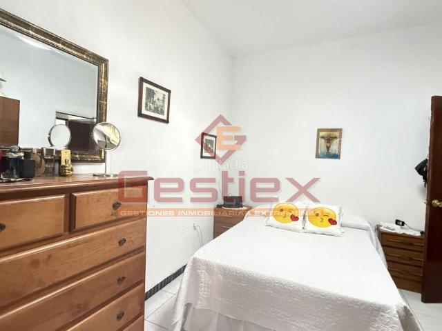 Casa en venta en Almendralejo. VIVIENDA UNIFAMILIAR TIPO DÚPLEX EN AVENIDA DE LA PAZ. Casas.