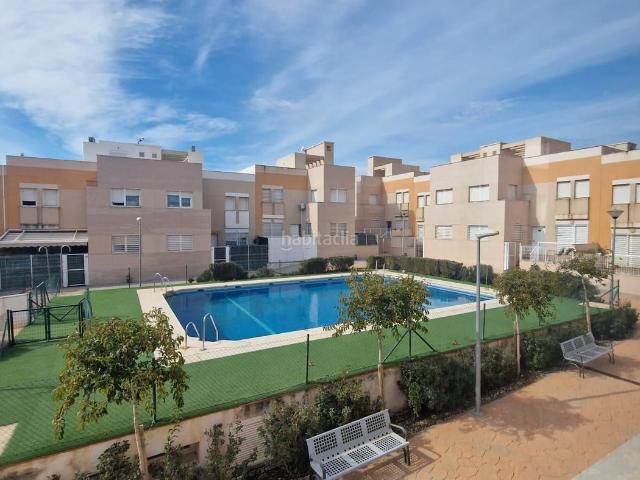 Casa en venta en Almería, Los Molinos Villa Blanca. Casa adosada de 4 dormitorios. Casas.