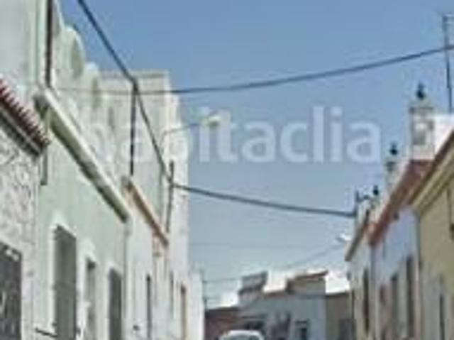 Casa en venta en Almería, Los Ángeles Cruz de Caravaca. AlmeríaCasa. Casas.
