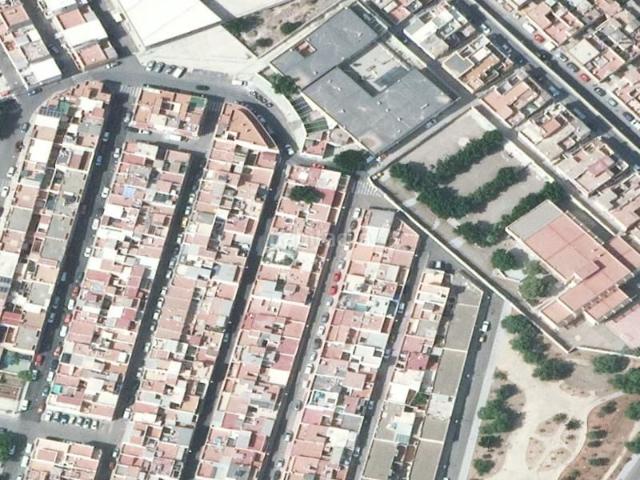Casa en venta en Almería, Piedras Redondas Torrecárdenas. Venta de Casa en Calle Sierra Monteagud, Almería. Casas.