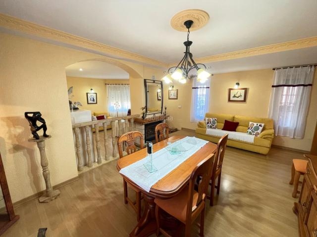 Casa en venta en Almería, Retamar. Casas.