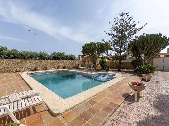 Casa en venta en Almería, Retamar. CHALET CON PISCINA RETAMAR. Casas.