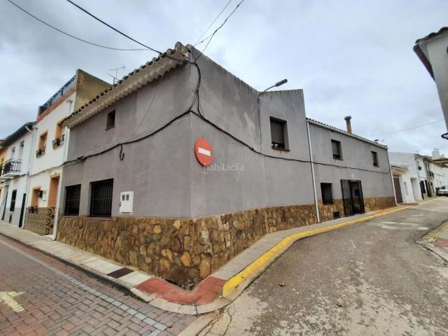Casa en venta en Alpera. LOTE DE DOS VIVIENDAS EN ALPERA. Casas.