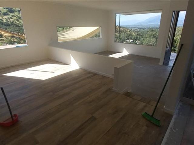 Casa en Venta en Altos del Golf 1300, pirque