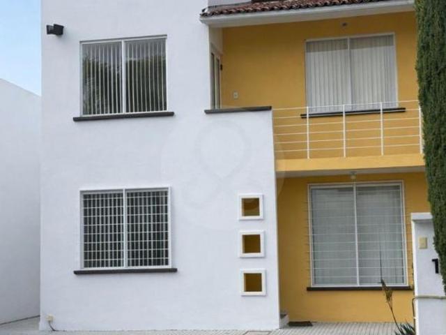 Casa en venta en Altos del Marqués