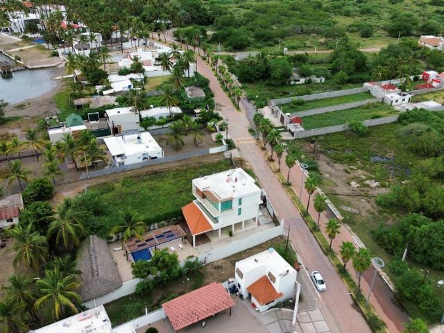 CASA EN VENTA EN ALTATA SINALOA