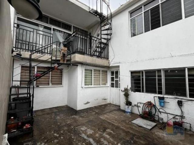 Casa en Venta en Altavilla, Ecatepec | 6 Recámaras | 2 Niveles | Cerca de CDMX