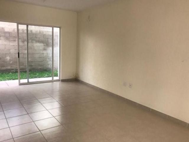 CASA EN VENTA EN ALTA CALIFORNIA