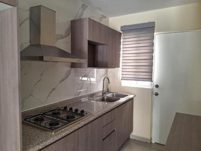 CASA EN VENTA EN ALTA CALIFORNIA CON RECAMARA EN PLANTA BAJA