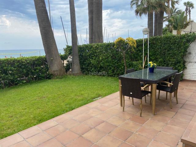 Casa en venta en Altafulla Costa Dorada. Fincas Eva os presenta esta Exclusiva vivienda unifamiliar en primera línea de mar Altafulla Tarragona Ubicada en el emblemático. Casas.