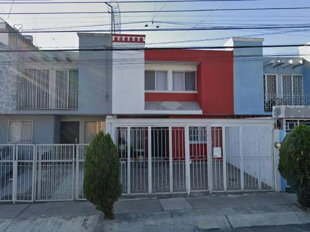CASA EN VENTA EN ALTAGRACIA, ZAPOPAN, JALISCO