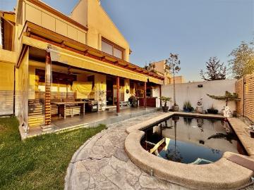 Casa en Venta en Álvaro Casanova 355
