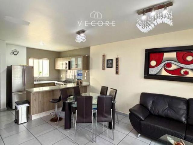 CASA EN VENTA EN ALVIENTO RESIDENCIAL, TESISTAN, ZAPOPAN