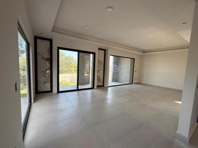 CASA EN VENTA EN AMANI TERRA EN SANTIAGO N.L