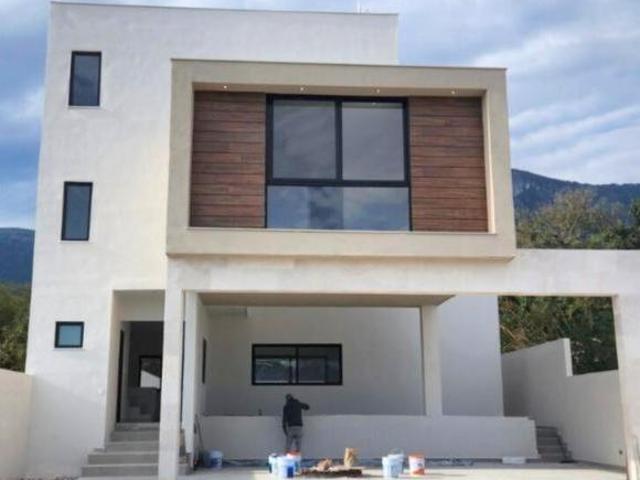 Casa en Venta en Amani Terra, Santiago NL