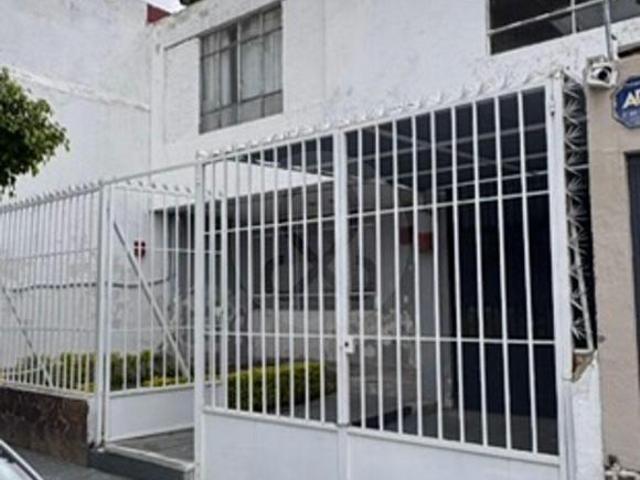 Casa en venta en Americana