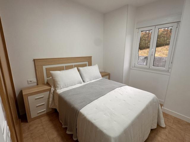 Casa en venta en Ames, Área de Ames. Por qué elegir entre la tranquilidad del hogar y la eficiencia de tu día a día si puedes tenerlo todo?. Casas.