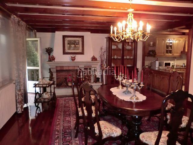 Casa en venta en Ames, Bertamirans. Casas.