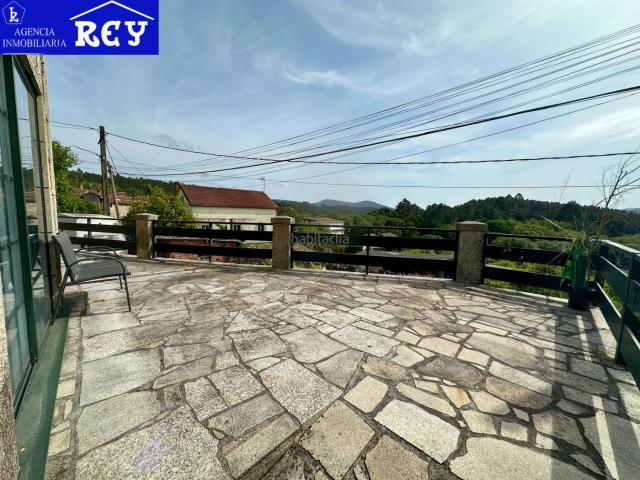Casa en venta en Ames, Bugallido. CHALET EN EIRAPEDRIÑA PARA ENTRAR A VIVIR. Casas.