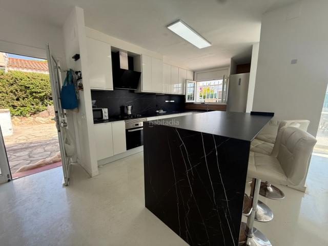 Casa en venta en Ametlla de Mar L´, Calafat Costa Dorada. Casa o chalet independiente en venta en Garbi Calafat. Casas Ametlla de Mar.