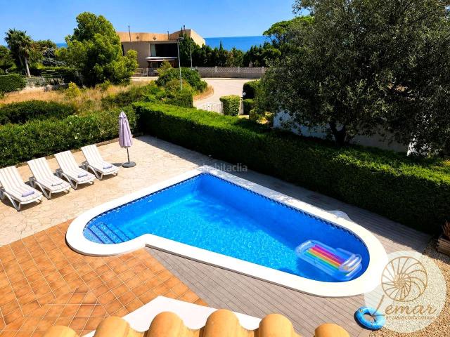 Casa en venta en Ametlla de Mar L´, Calafat Costa Dorada. Chalet independiente en Calafat con vistas al mar y licencia turística!. Casas Ametlla de Mar.