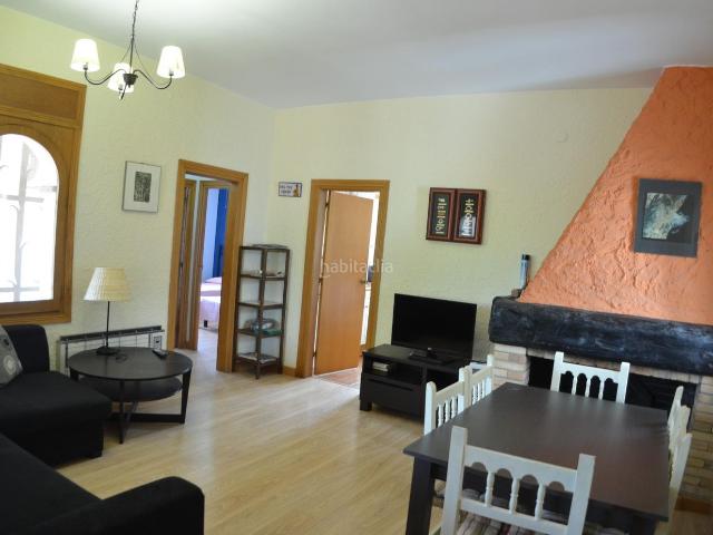Casa en venta en Ametlla de Mar L´, Les Tres Cales Costa Dorada. Chalet con piscina a 150 m del mar con parcela ajardinada esquinera de 808 m2. Casas Ametlla de Mar.