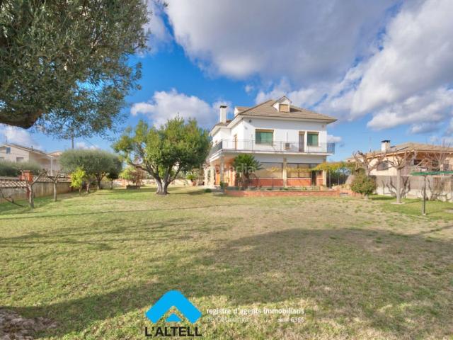 Casa en venta en Ametlla del Vallès L´. Casas Ametlla del Vallès.